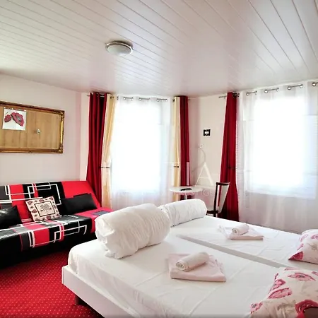 Boule De Neige Hotel