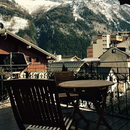 Boule De Neige Hotel